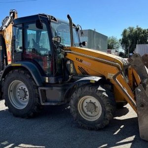 foto Terex TLB890 joystick platniczki koparko-ladowarka